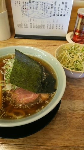 「醤油ラーメン(味付けネギ)」@麺屋 つるるの写真