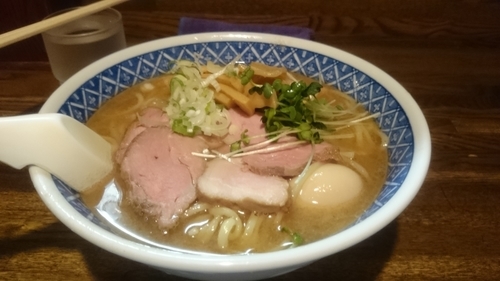 「らーめん大盛 800円、特増し 300円」@燦燦斗の写真