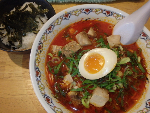 「赤そば辛口セット(900円)」@広島中華そば ニューガンボの写真