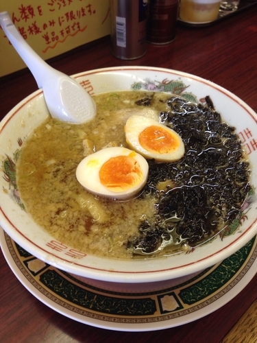 「らーめん＋煮玉子＋岩のり(小)」@らーめん亭 にしやまの写真