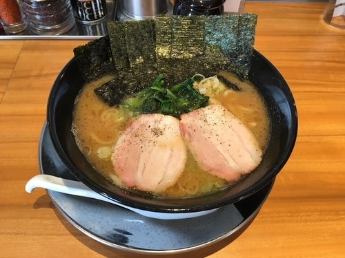 「横浜家系  藤崎家   720円」@らあめん花月嵐 瑞穂店の写真