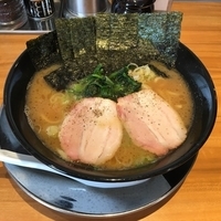 横浜家系  藤崎家   720円