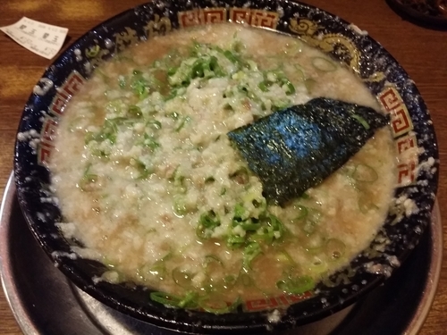 「とんこつラーメン」@無鉄砲 大阪店の写真