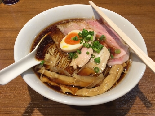 「中華そば大盛　850円」@寿製麺よしかわ 川越店の写真