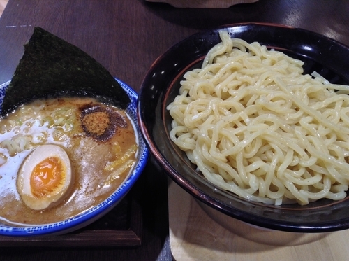 「東京濃厚系魚介つけ麺 大盛(400g) ¥980」@鶏番長の写真