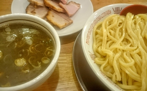 「つけ麺（大盛り無料）＋チャーシュー」@麺や 七彩 八丁堀店の写真