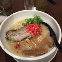 白豚骨ラーメン