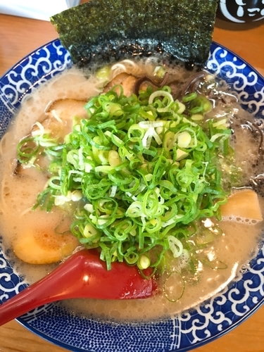 「博多とんこつ 全部のせ ネギトッピング」@博多ラーメン鶴亀堂 太田新井町店の写真