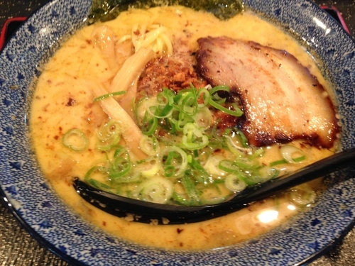 「焦がしニンニクとんこつらーめん　￥６９０（税）」@麺屋 武将の写真