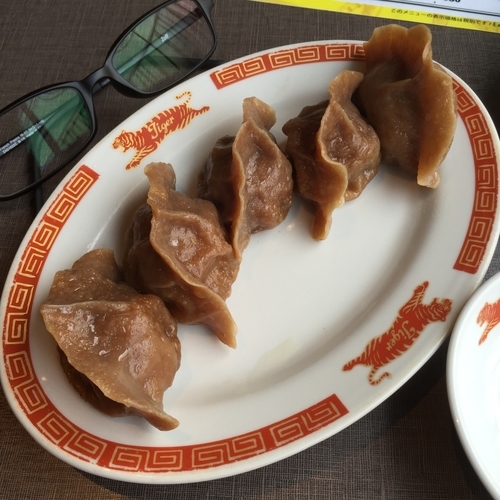 「チンギス・ハーンと遊牧民の羊肉餃子」@タイガー餃子会館 宇田川町店の写真