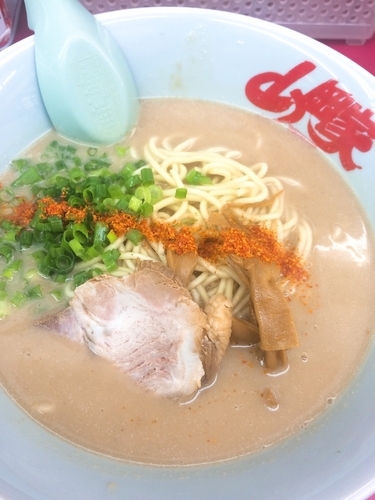 「【期間限定】極豚(濃厚豚骨ラーメン)」@ラーメン山岡家 ひたちなか店の写真