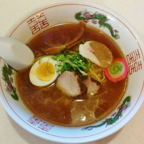 「ワンコインラーメン 正油」@ラーメン屋 福八 東札幌店の写真
