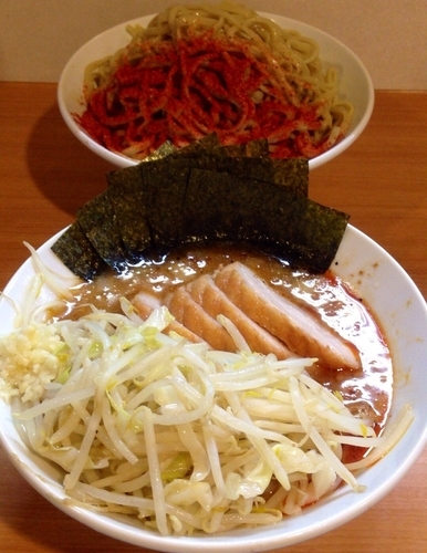 「つけ麺 800円　大盛り100円　海苔100円」@豚星。の写真