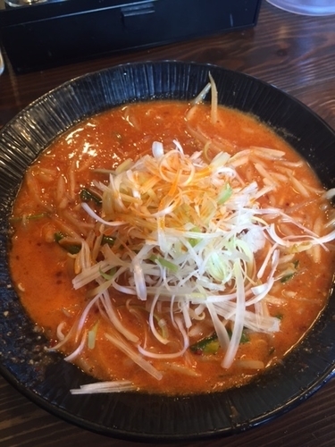 「辛味噌ラーメン　750円」@大塚屋の写真