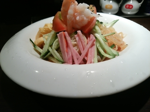 「冷し中華(並盛・醤油)880円」@上海華龍 ヤマダ電機LABI1高崎店の写真