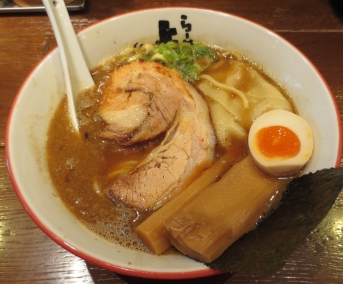 「よし丸らーめん（いったんもめん付）390円※20周年記念」@らーめん よし丸の写真