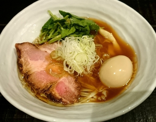 「【限定】鯵煮干と宗田節の冷やしそば 750円＋味玉」@まぜそば 一心不乱の写真