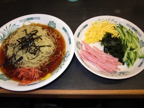 「黒酢しょうゆ冷し麺　510円」@日高屋 神田西口店の写真