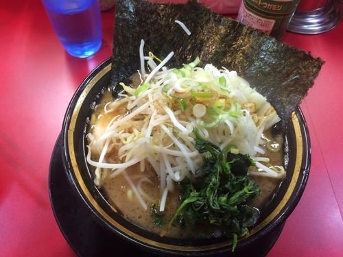 「ラーメン 野菜」@家系ラーメン とらきち家の写真