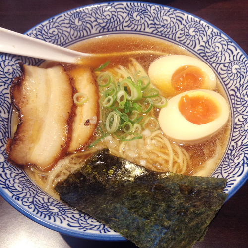 「煮干し中華そば+味玉」@煮干し中華そば 麺屋 銀星 高円寺の写真