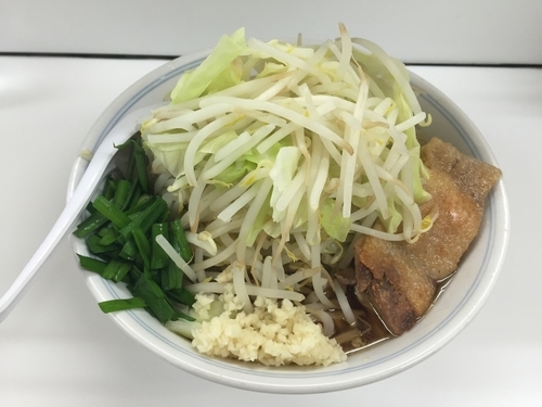 「鶏郎醤油味 大盛(850円」)」@ラーメンKAZE 本店の写真