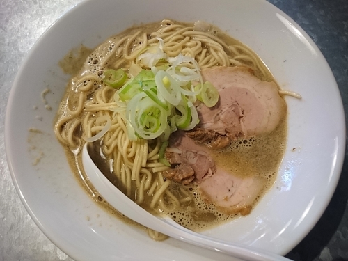 「肉そば（しお）」@らぁめん家 有坂の写真