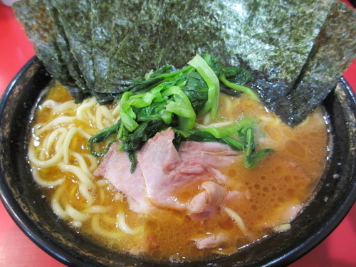 「ラーメン中盛り」@家系総本山 ラーメン吉村家の写真