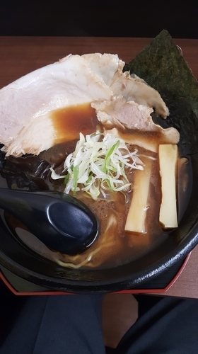 「龍の雫(醤油)」@北海道らーめん 鷹の爪 新宿店の写真