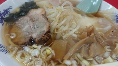 「ワンタンメン」@中華料理 味の大元の写真
