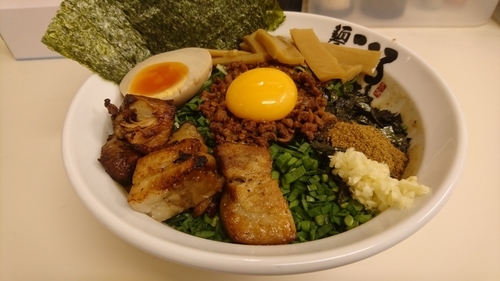 「台湾混ぜそば 全部のせ(追い飯付)」@麺屋こころ 大船店の写真