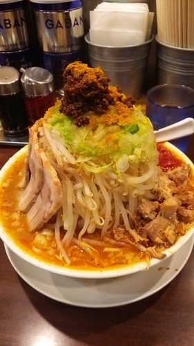 「印度なみちるめん」@ガツ盛リラーメン みちる屋 松戸店の写真