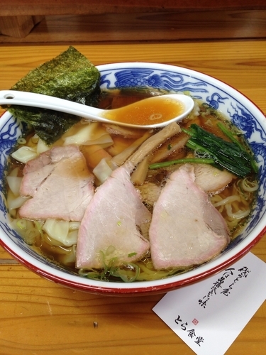 「焼豚ワンタン麺」@とら食堂の写真