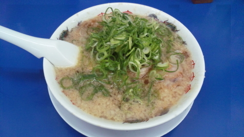 「ラーメン（ネギ・背脂多め）」@来来亭 明石大久保店の写真