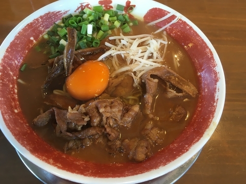 「こってり肉入り」@ラーメン東大 沖浜店の写真