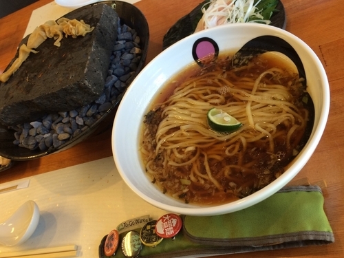 「溶岩焼き仕立ての醤油そば」@ENTERTAIN麺T style JUNK STORY M.I Labelの写真