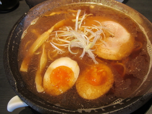 「味玉入り中華そば　「800円」」@麺屋 遊助 春日部武里店の写真