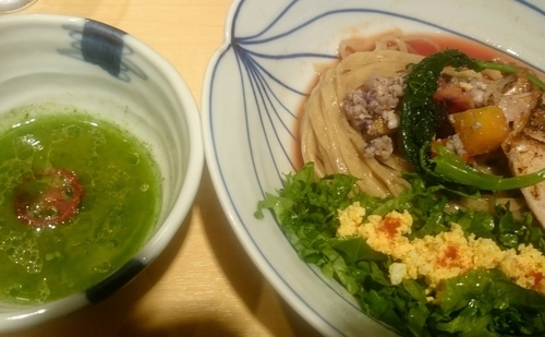 「かがやケールなつけ和えそば（限定）」@饗 くろ㐂の写真