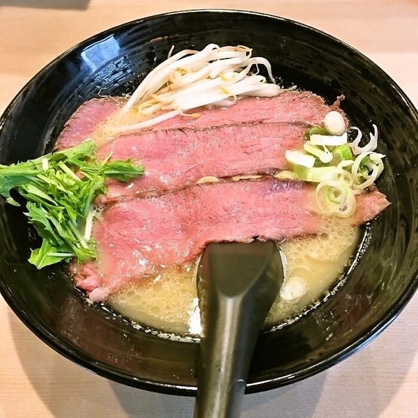 チャーギュー麺（白）