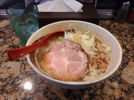 「まぐろ豚骨醤油ラーメン」@麺処 蓮海 真栄本店の写真