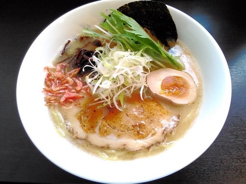 「期間限定 えび塩豚骨らーめん」@麺屋 シロサキの写真