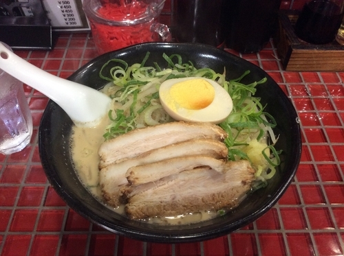 「次郎ラーメン」@とんこつ小川の写真