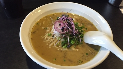 「冷し牡蠣麺」@灰汁中華 丿貫 福富町本店の写真
