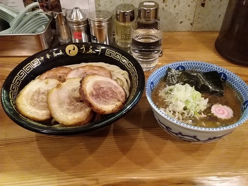 「チャーシュー大」@中華蕎麦うゑずの写真