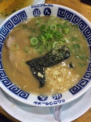 「ニンニクラーメン　780円（粉おとし）」@御天 千駄ヶ谷店の写真