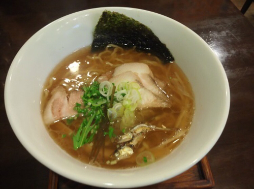 「醤油しき麺」@麺ゃ しきの写真