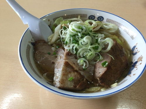 「ネギチャーシュー麺」@手打ラーメン 長八の写真