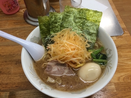 「ネギラーメン  味玉」@横浜ラーメン厨房 うえむらやの写真