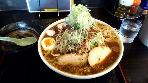 「いちめん　ライト　大盛り」@麺屋一の写真