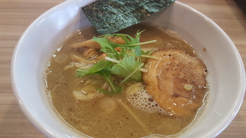 「らーめん」@麺や しし丸。の写真