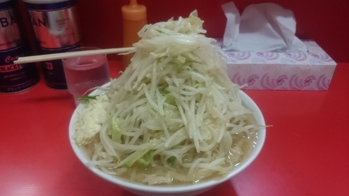 「小ラーメン（野菜、ニンニク）」@ラーメン二郎 松戸駅前店の写真